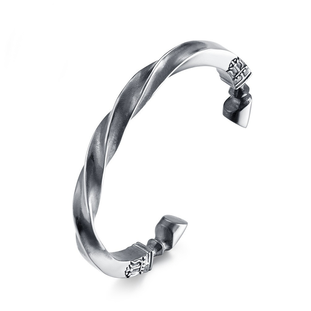 Unisex Titanium Steel Twisted Horseshoe Cuff Bracelet – Vintage Ethnic Design with Open End, Tarnish-Free Hip Hop Accessory for Men &amp;amp;amp; Women